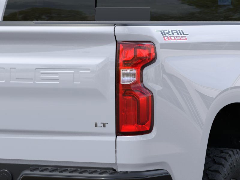 Chevrolet Silverado 1500 Vehicle Full-screen Gallery Image 11