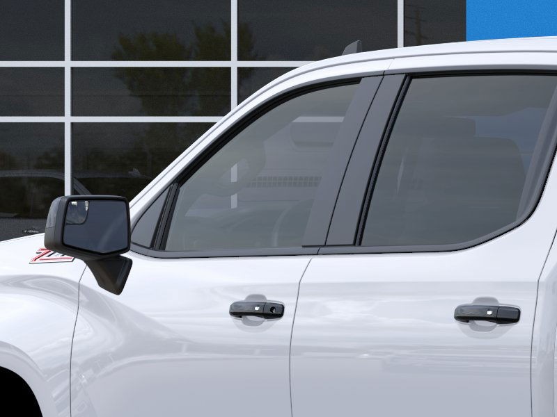 Chevrolet Silverado 1500 Vehicle Full-screen Gallery Image 12