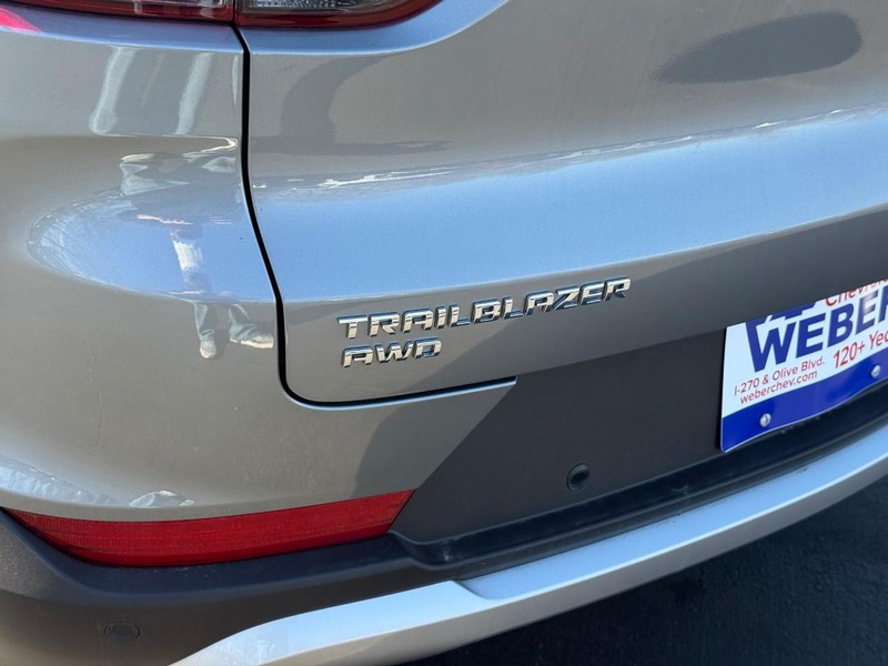 Chevrolet TrailBlazer Vehicle Full-screen Gallery Image 5