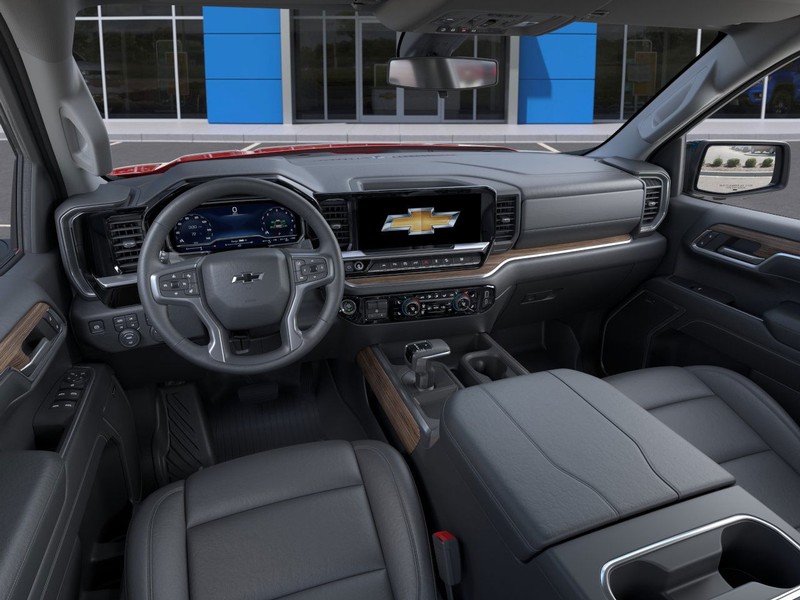 Chevrolet Silverado 1500 Vehicle Full-screen Gallery Image 15