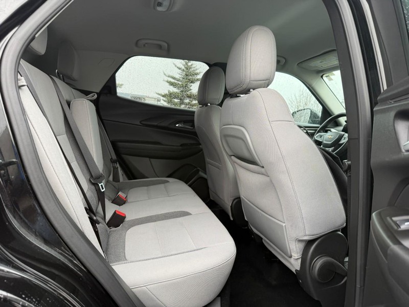 Chevrolet TrailBlazer Vehicle Full-screen Gallery Image 10