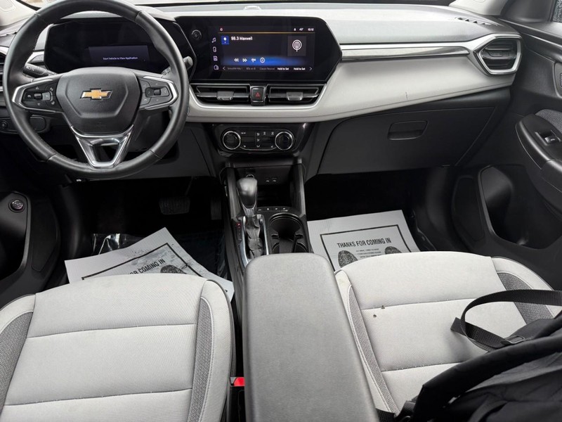 Chevrolet TrailBlazer Vehicle Full-screen Gallery Image 11