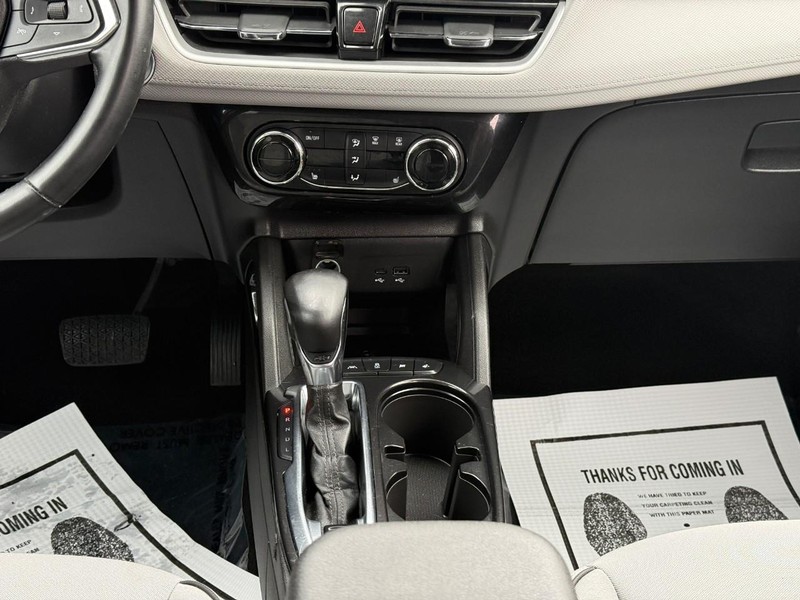 Chevrolet TrailBlazer Vehicle Full-screen Gallery Image 15