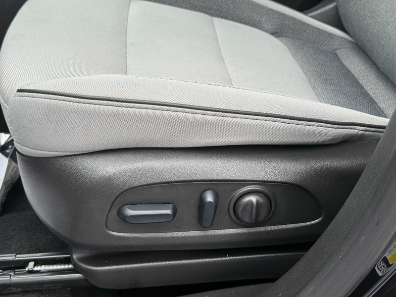 Chevrolet TrailBlazer Vehicle Full-screen Gallery Image 18