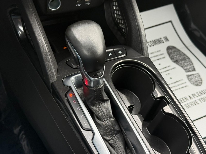 Chevrolet TrailBlazer Vehicle Full-screen Gallery Image 21