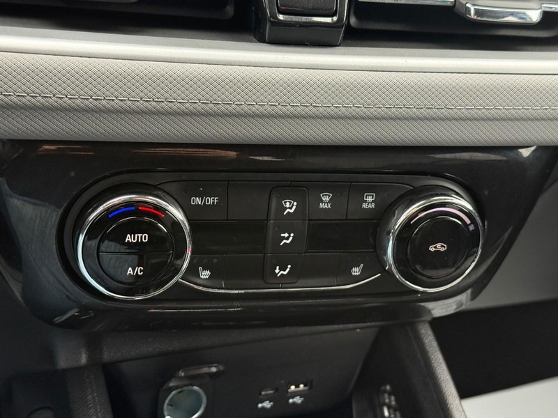 Chevrolet TrailBlazer Vehicle Full-screen Gallery Image 22