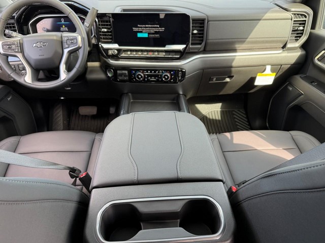 2026 Chevrolet Silverado 2500 HD LTZ - Photo 6