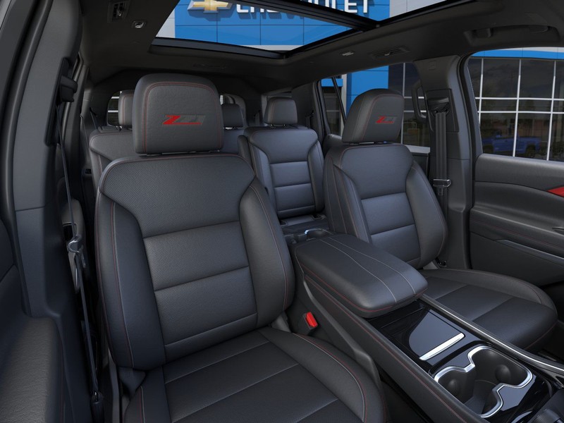 Chevrolet Traverse Vehicle Full-screen Gallery Image 16