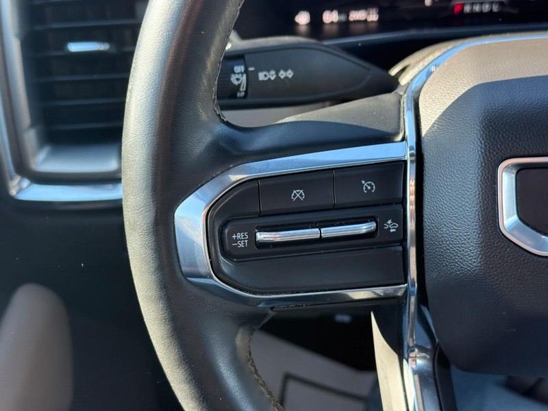 GMC Canyon Vehicle Full-screen Gallery Image 20