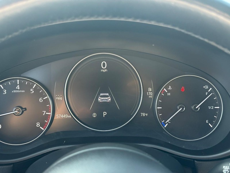 Mazda CX-50 Vehicle Full-screen Gallery Image 20