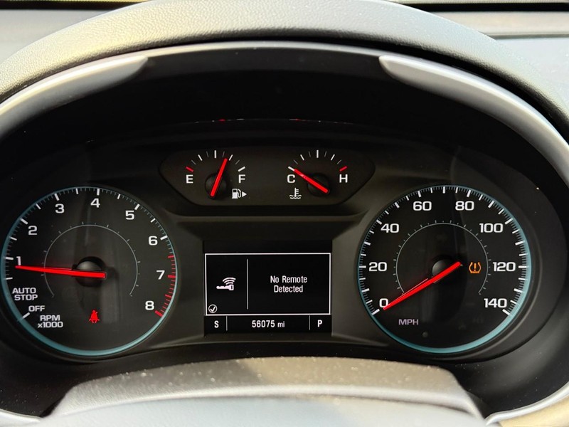 Chevrolet Malibu Vehicle Full-screen Gallery Image 19