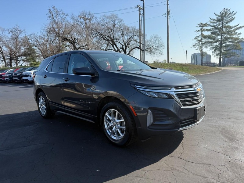 Chevrolet Equinox Vehicle Full-screen Gallery Image 8