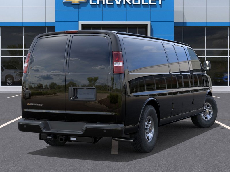 Chevrolet Express Cargo Van Vehicle Full-screen Gallery Image 4