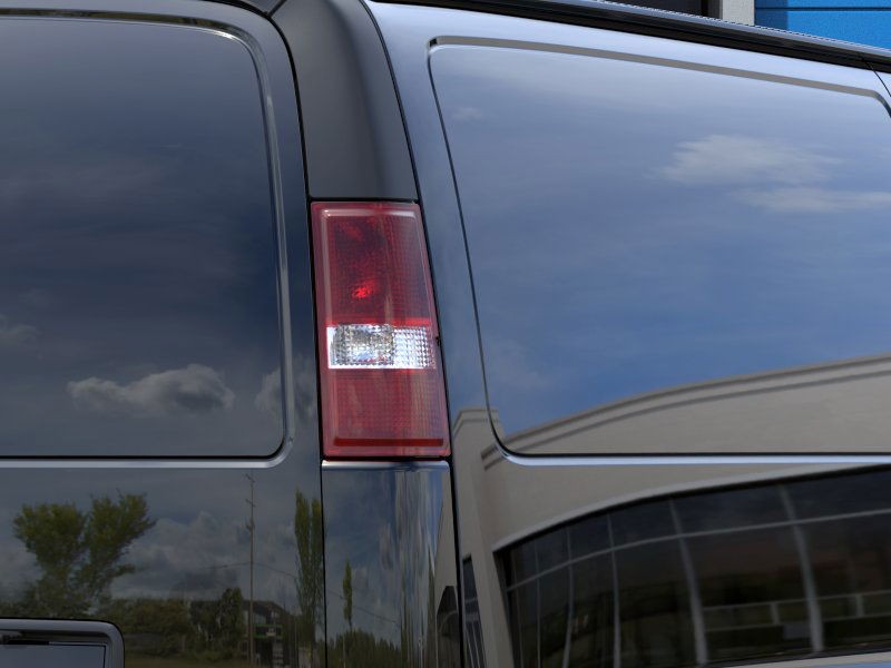 Chevrolet Express Cargo Van Vehicle Full-screen Gallery Image 11