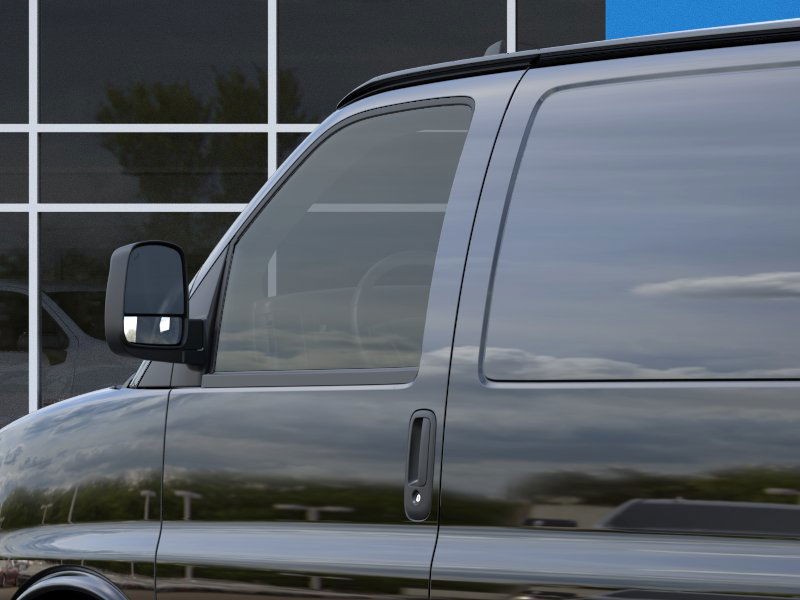 Chevrolet Express Cargo Van Vehicle Full-screen Gallery Image 12