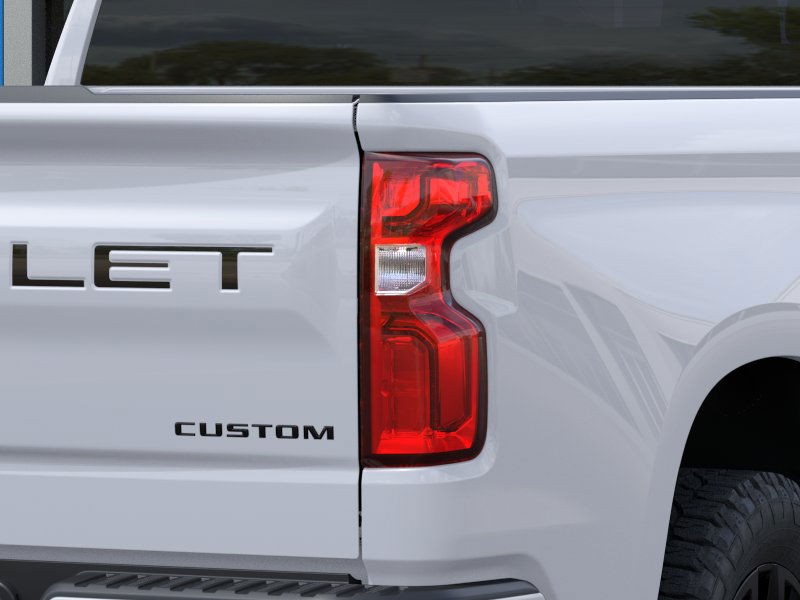 Chevrolet Silverado 1500 Vehicle Full-screen Gallery Image 11