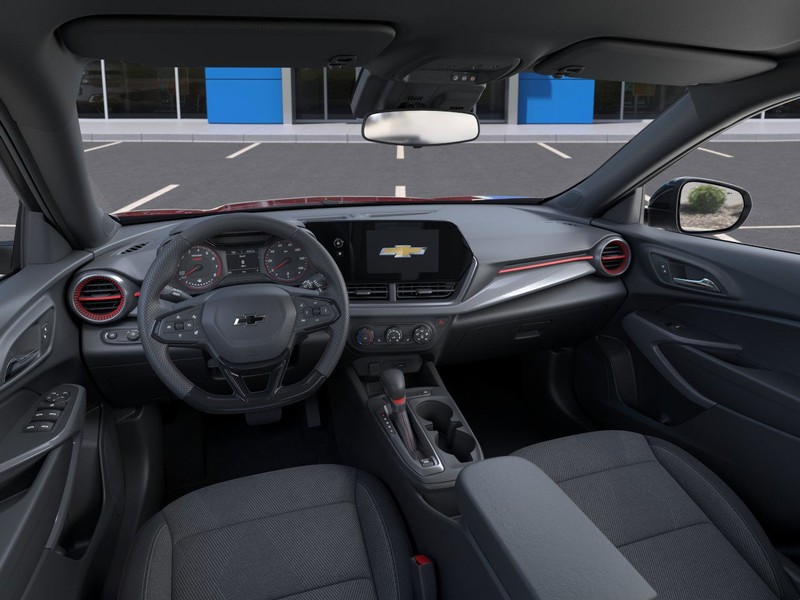 Chevrolet Trax Vehicle Full-screen Gallery Image 15