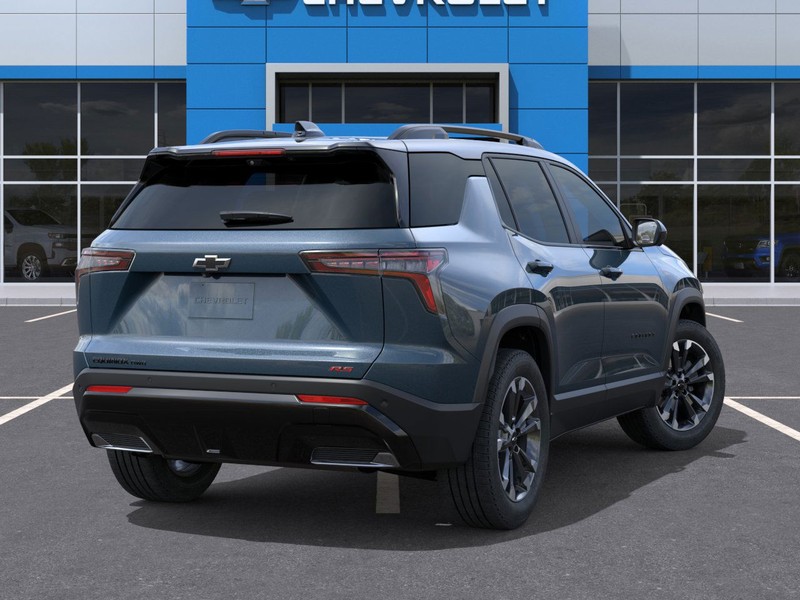 Chevrolet Equinox Vehicle Full-screen Gallery Image 4