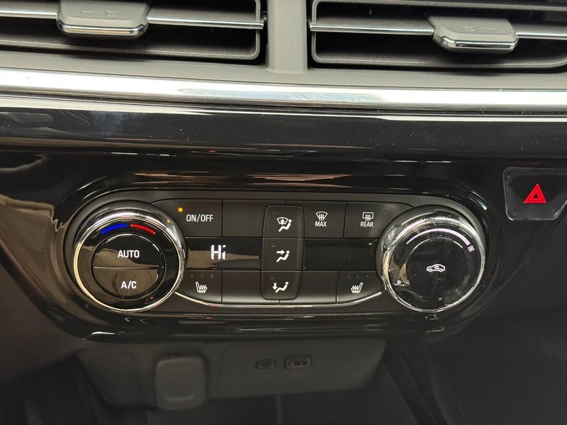 Chevrolet Trax Vehicle Full-screen Gallery Image 17