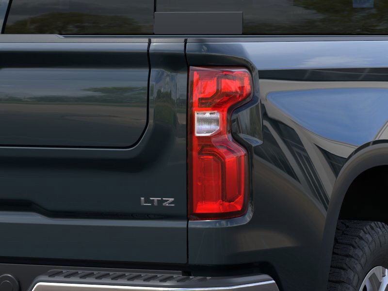 Chevrolet Silverado 1500 Vehicle Full-screen Gallery Image 11