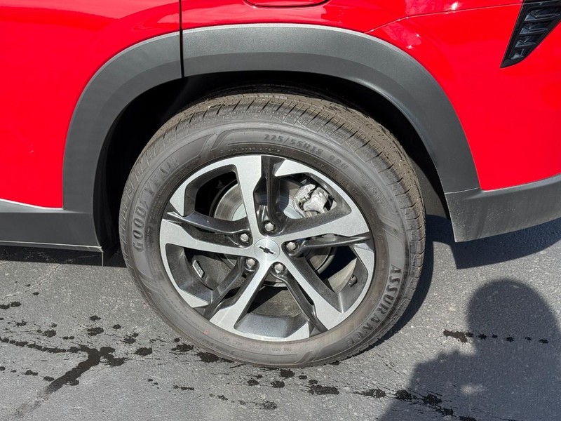 Chevrolet Trax Vehicle Full-screen Gallery Image 4