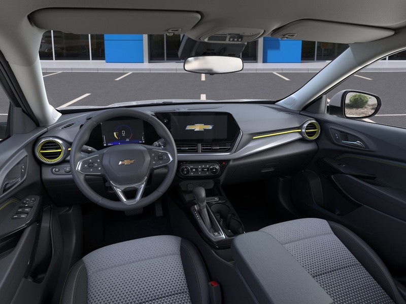 Chevrolet Trax Vehicle Full-screen Gallery Image 15