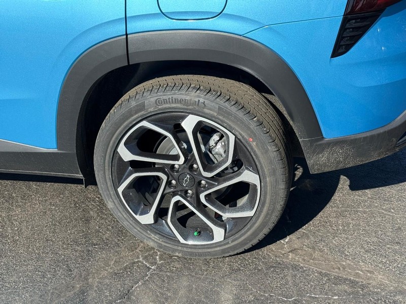 Chevrolet Trax Vehicle Full-screen Gallery Image 4