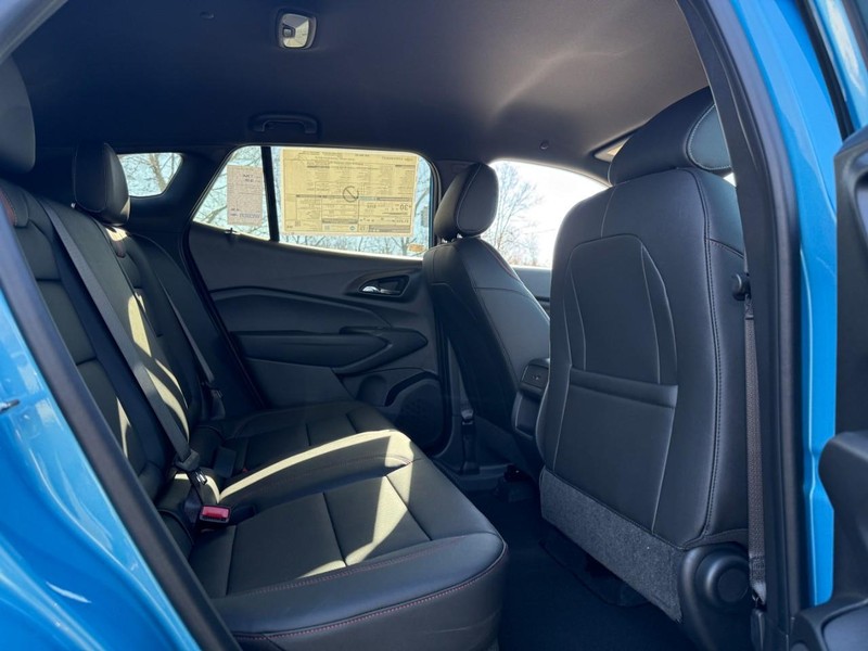 Chevrolet Trax Vehicle Full-screen Gallery Image 5