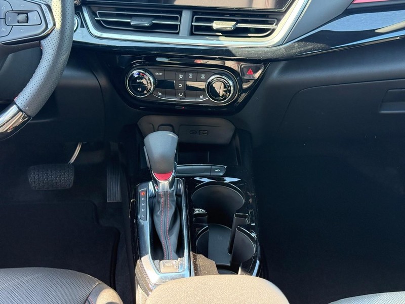 Chevrolet Trax Vehicle Full-screen Gallery Image 9