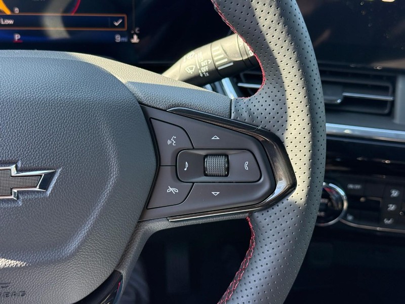 Chevrolet Trax Vehicle Full-screen Gallery Image 14