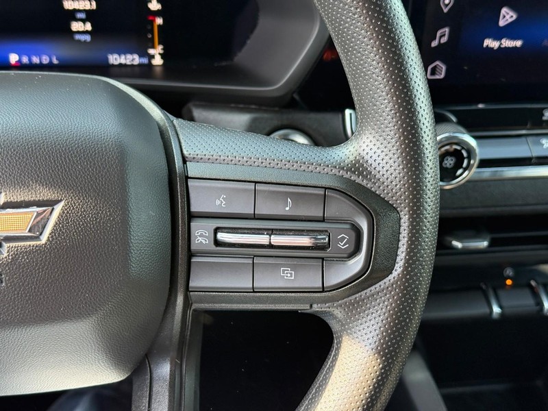 Chevrolet Colorado Vehicle Full-screen Gallery Image 19