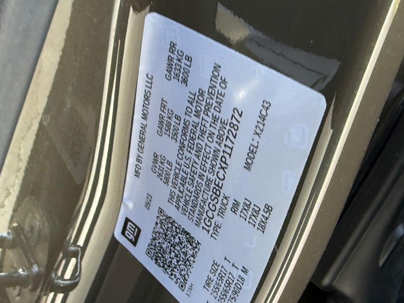 Chevrolet Colorado Vehicle Full-screen Gallery Image 23