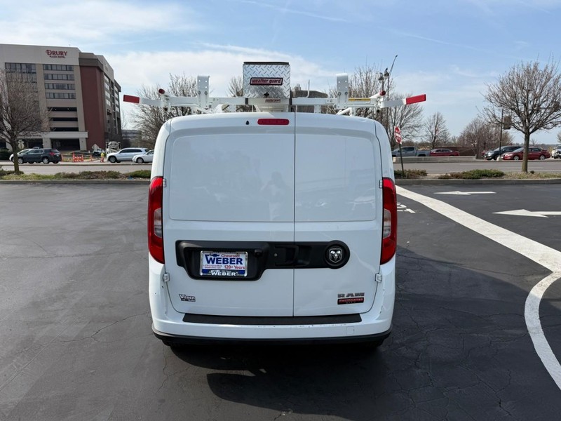 Ram ProMaster City Cargo Van Vehicle Full-screen Gallery Image 6