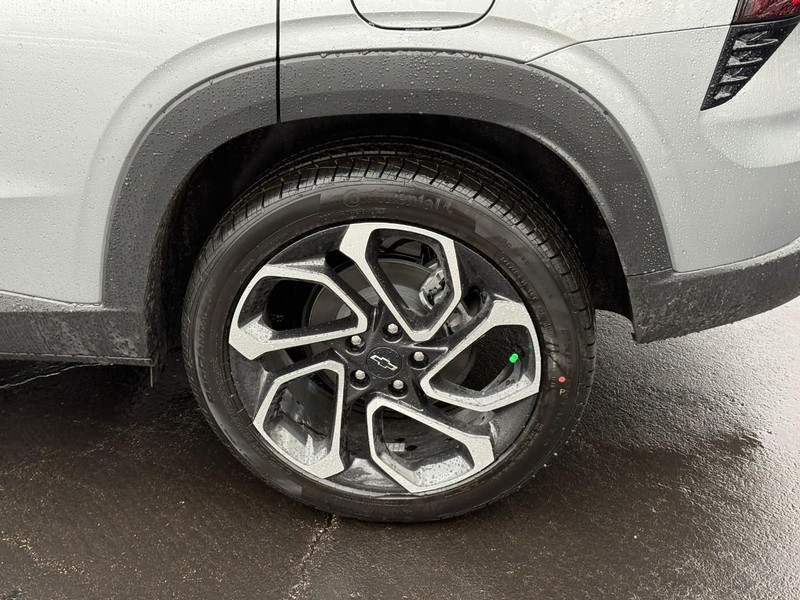 Chevrolet Trax Vehicle Full-screen Gallery Image 4