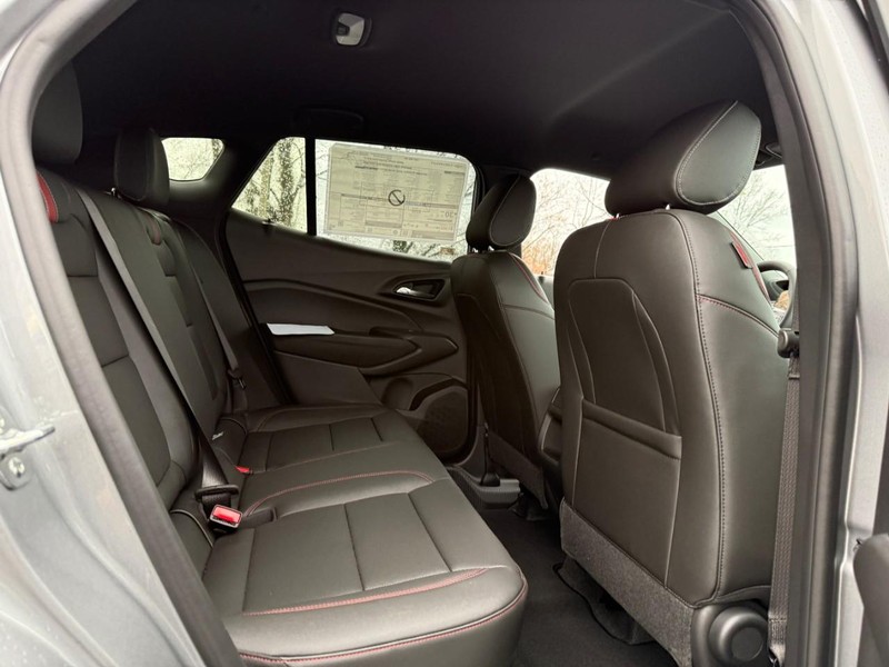 Chevrolet Trax Vehicle Full-screen Gallery Image 5