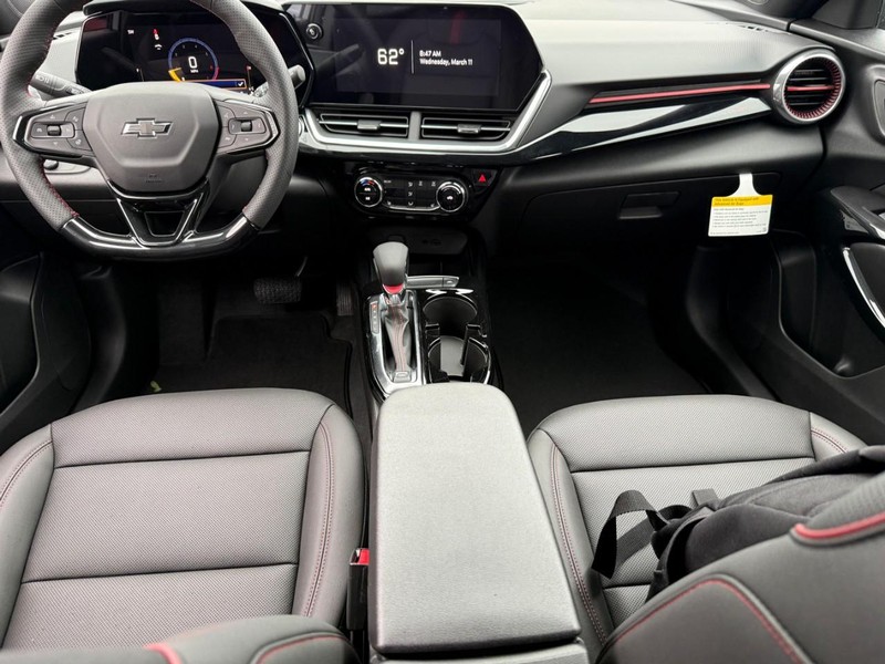 Chevrolet Trax Vehicle Full-screen Gallery Image 6