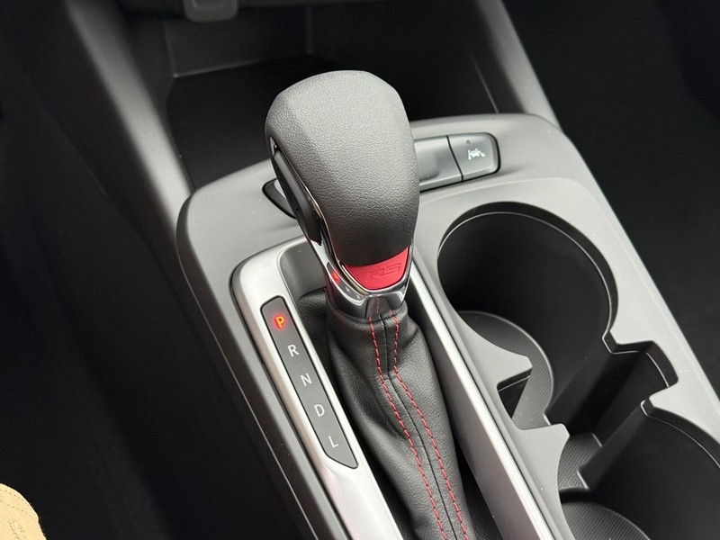 Chevrolet Trax Vehicle Full-screen Gallery Image 15