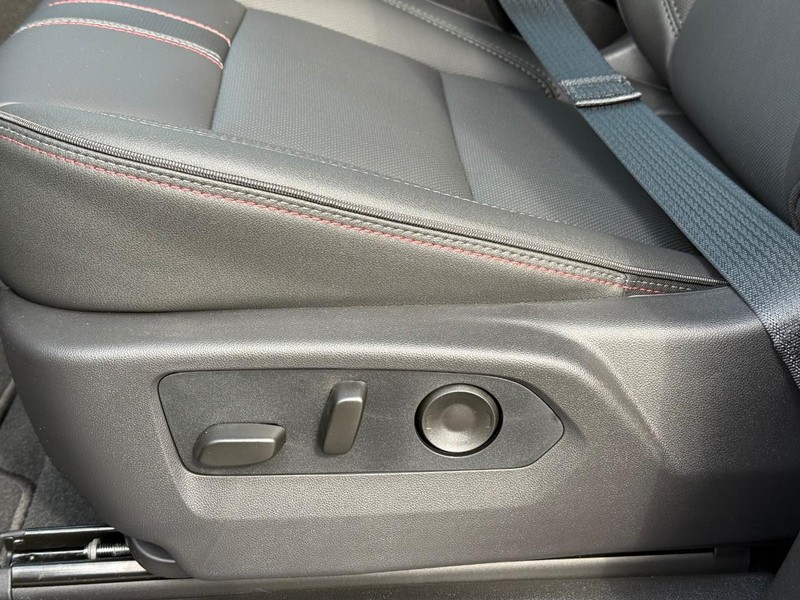 Chevrolet Tahoe Vehicle Full-screen Gallery Image 15