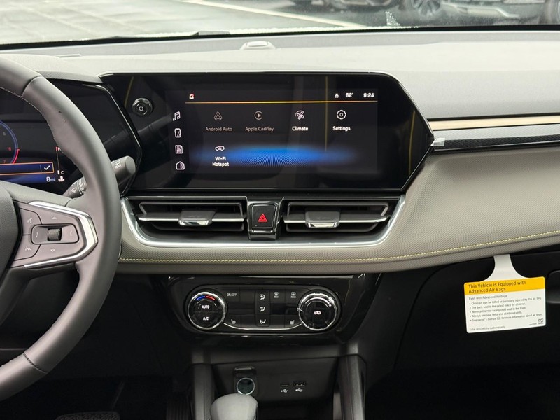 Chevrolet TrailBlazer Vehicle Full-screen Gallery Image 8