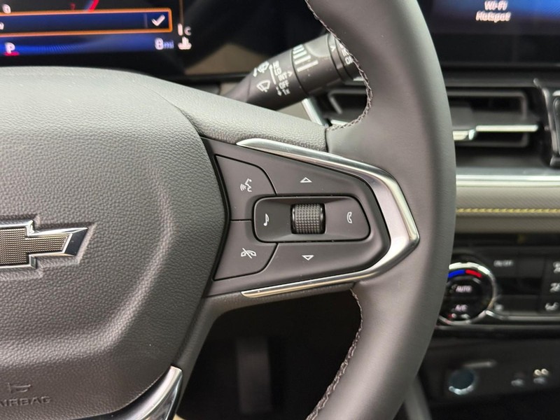 Chevrolet TrailBlazer Vehicle Full-screen Gallery Image 14