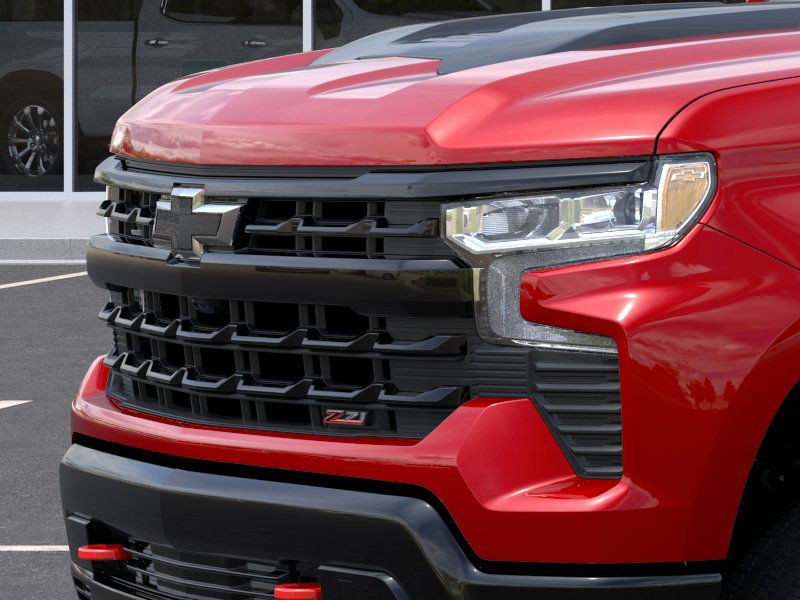 Chevrolet Silverado 1500 Vehicle Full-screen Gallery Image 13
