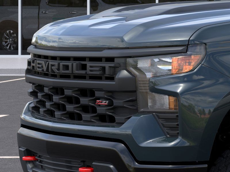 Chevrolet Silverado 1500 Vehicle Full-screen Gallery Image 13
