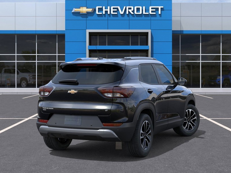 Chevrolet Trailblazer Vehicle Full-screen Gallery Image 4