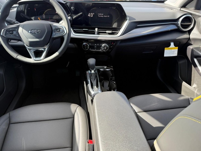 Chevrolet Trax Vehicle Full-screen Gallery Image 8