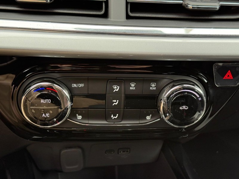 Chevrolet Trax Vehicle Full-screen Gallery Image 16