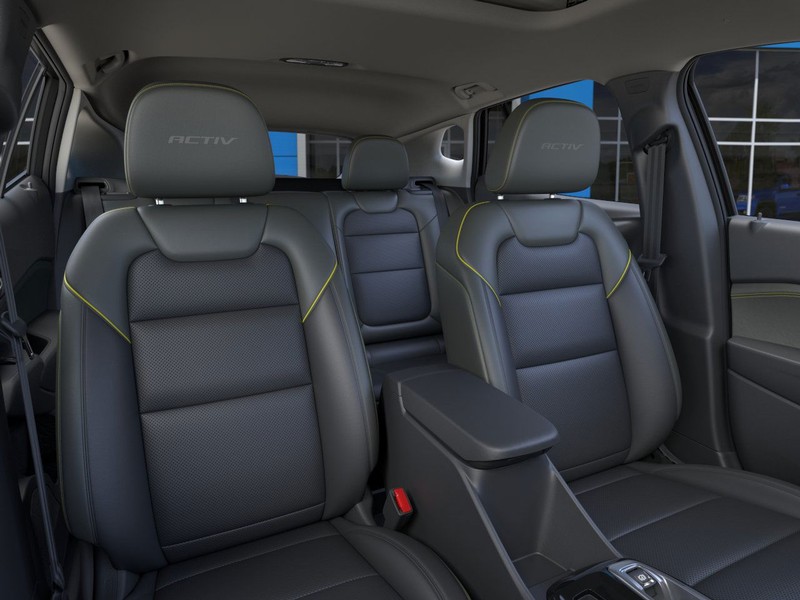 Chevrolet Trax Vehicle Full-screen Gallery Image 16