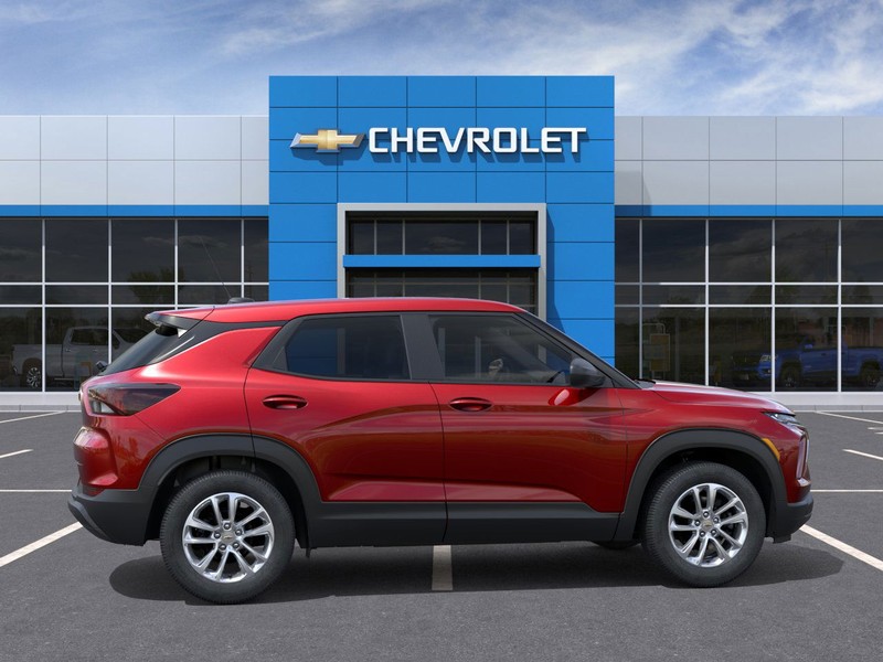 Chevrolet Trailblazer Vehicle Full-screen Gallery Image 5