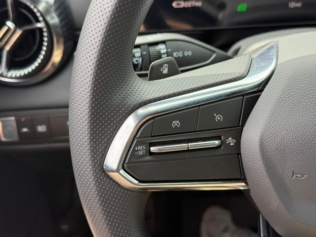 Chevrolet Blazer EV Vehicle Full-screen Gallery Image 13