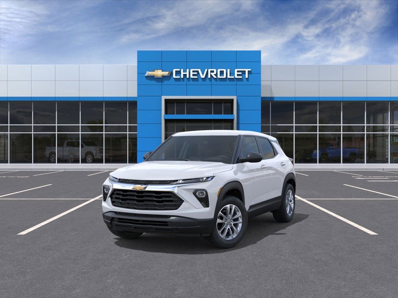 Chevrolet Trailblazer Vehicle Full-screen Gallery Image 8