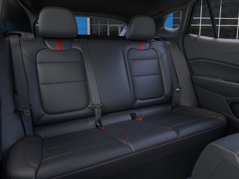 Chevrolet Trax Vehicle Full-screen Gallery Image 17